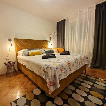 Milos Apartment *