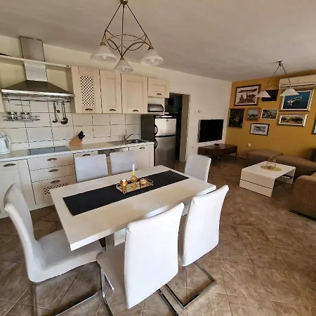 公寓 Milos 马卡尔斯卡